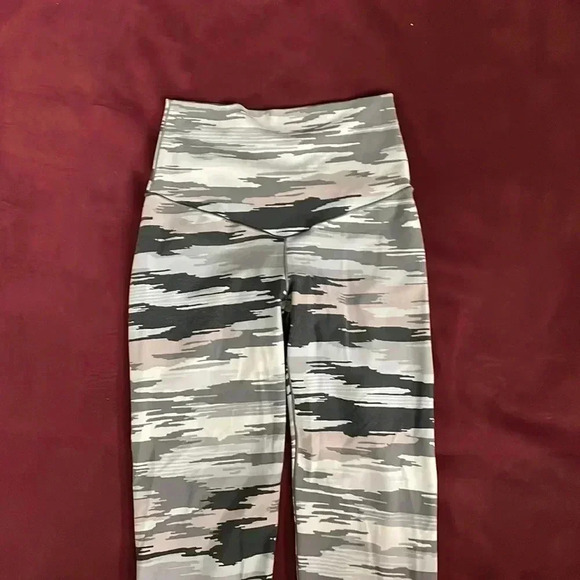 Aerie chill play move crop 23” - Picture 2 of 5